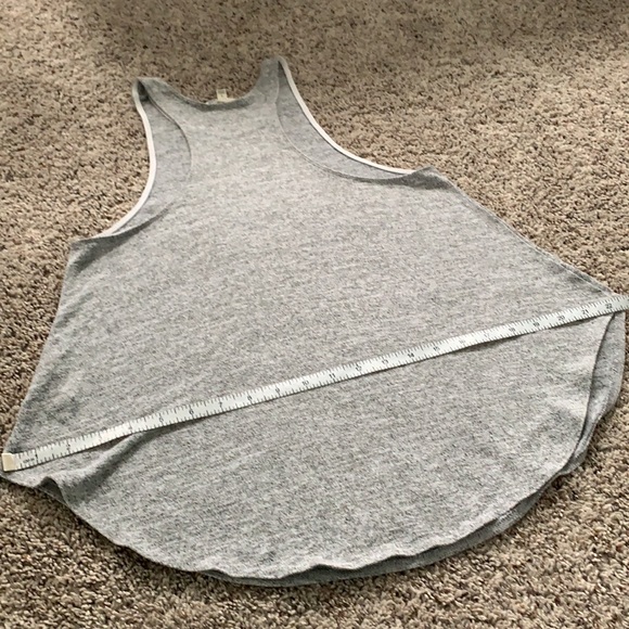 Wilfred Free Racerback Light Grey Tank - Picture 5 of 7